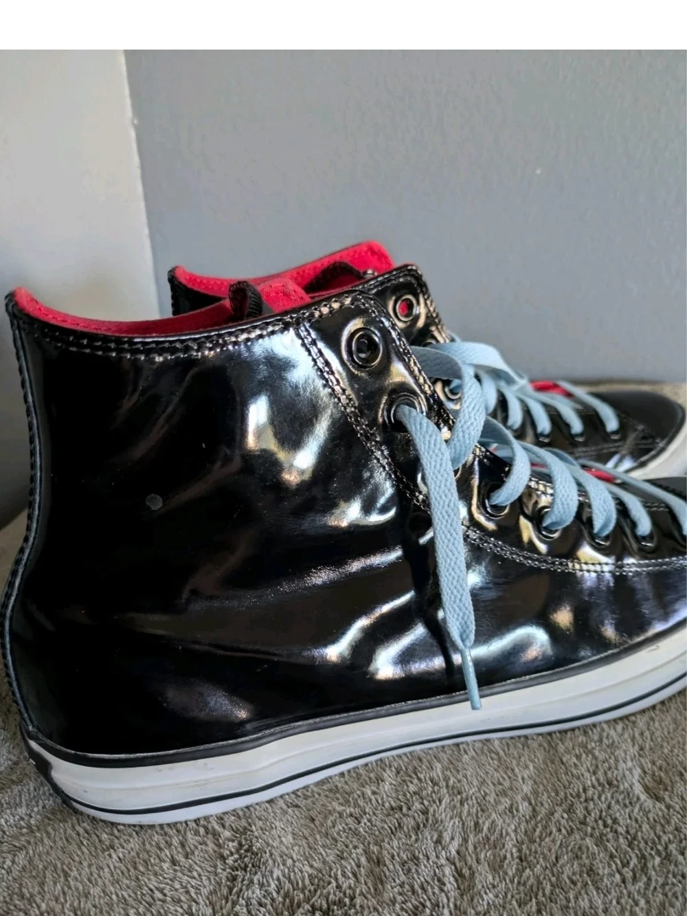 Converse All Star Patent Leather High Top Shoes Size 11.5 Men Chucks Clean!